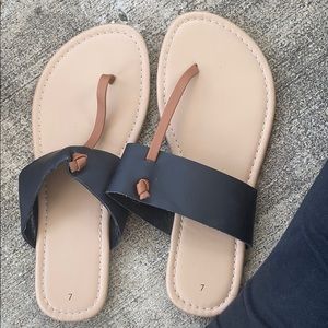 Women’s sandals
